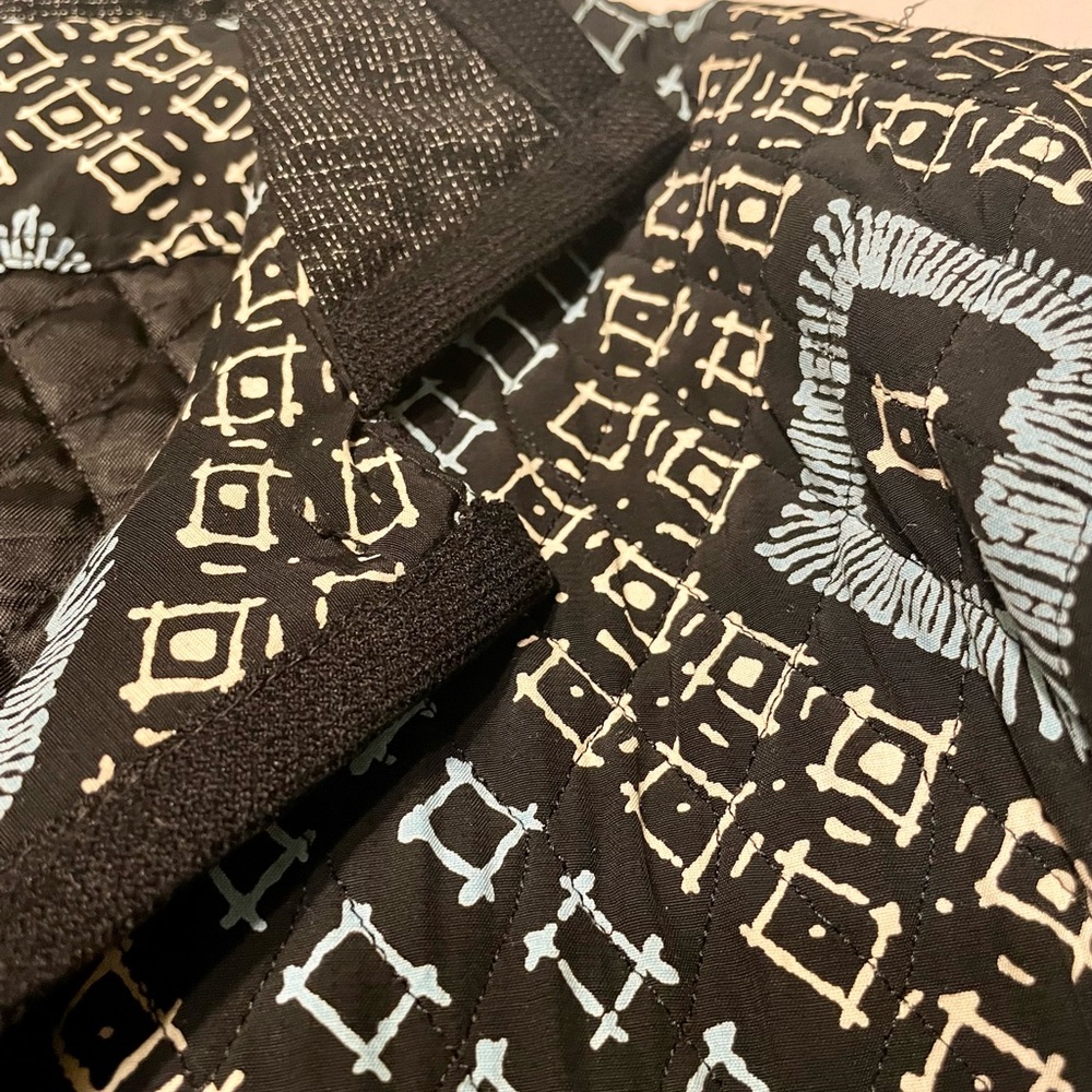 BETS by Canvasbacks quilted 3 button jacket | black, white & light blue | size L